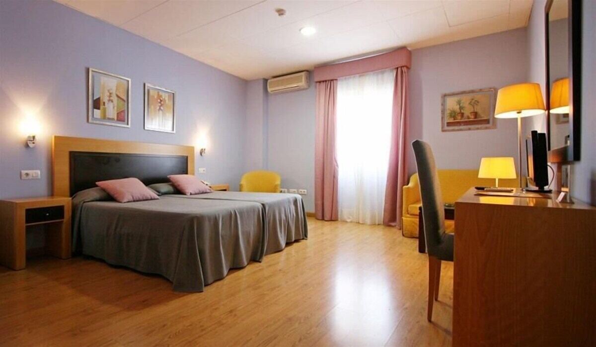 Spacious room at San Marcos